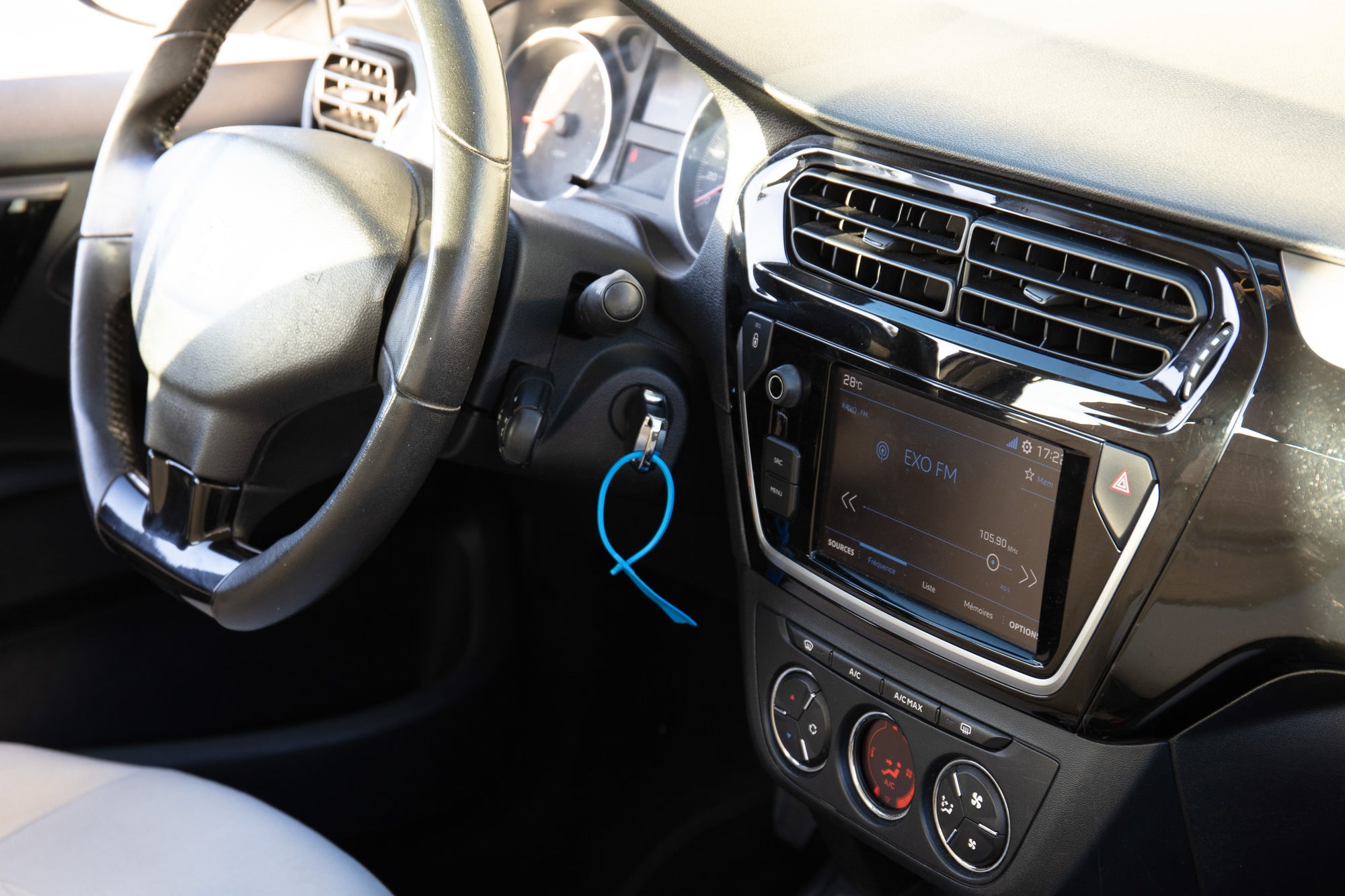 Peugeot 301 1,6HDi 100Cv