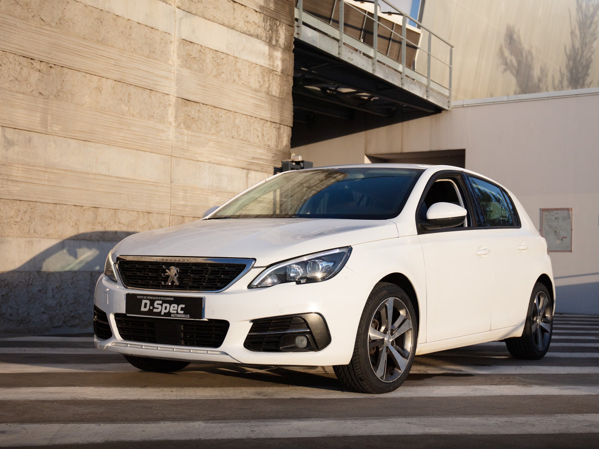 Peugeot 308 II 1,6HDi 120Cv BVM6