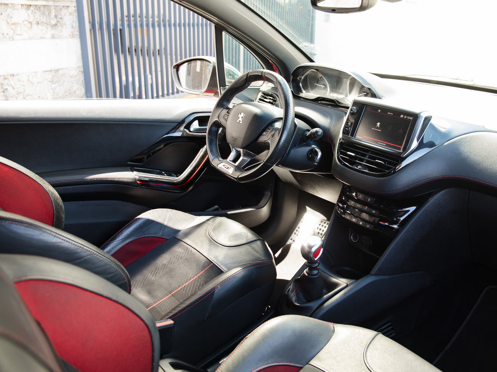 Peugeot 208 GTi 208Cv BVM6