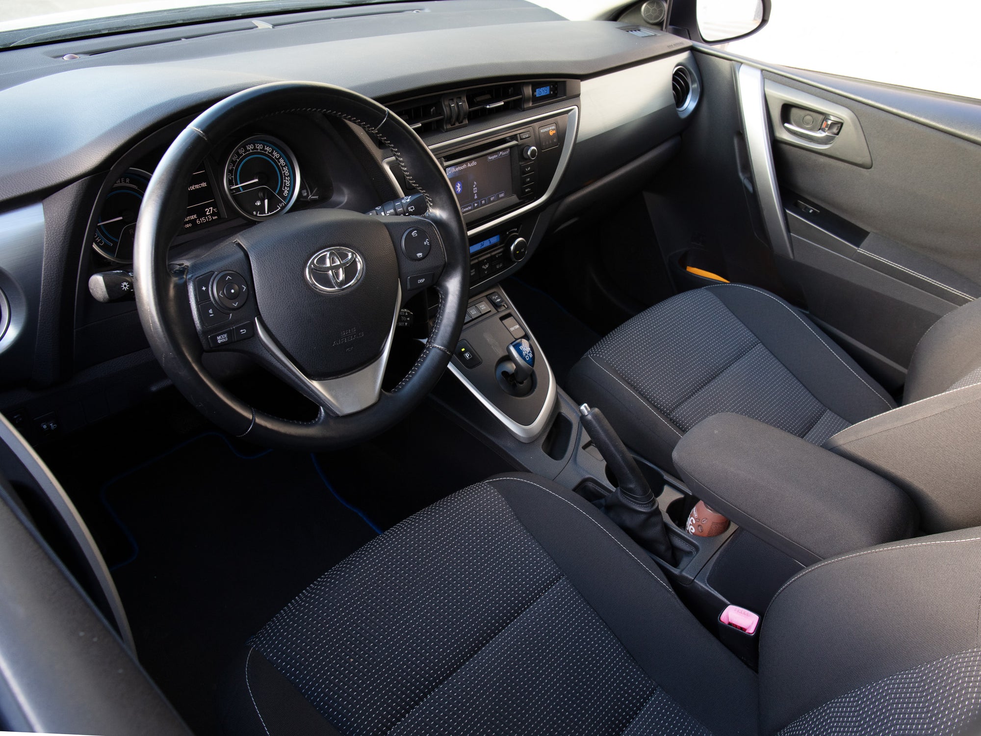 Toyota Auris Hybrid 1,8L 136Cv