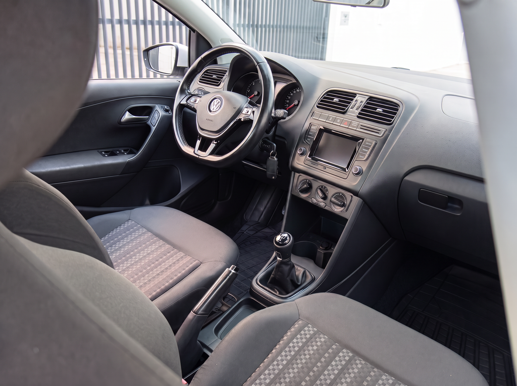 Volkswagen Polo 1,4TDi 75Cv BVM5