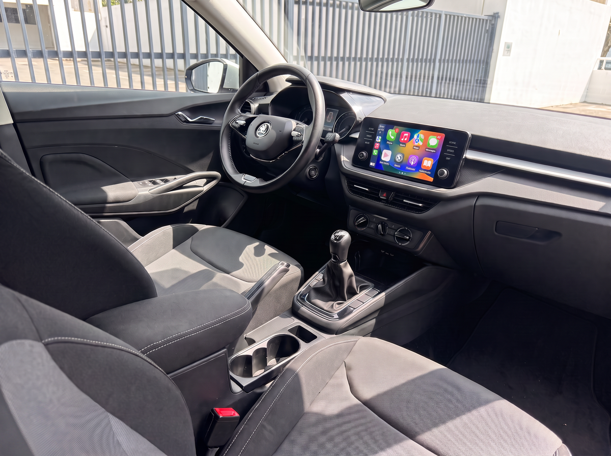 Skoda Fabia 2023 1,0L 80cv BVM5